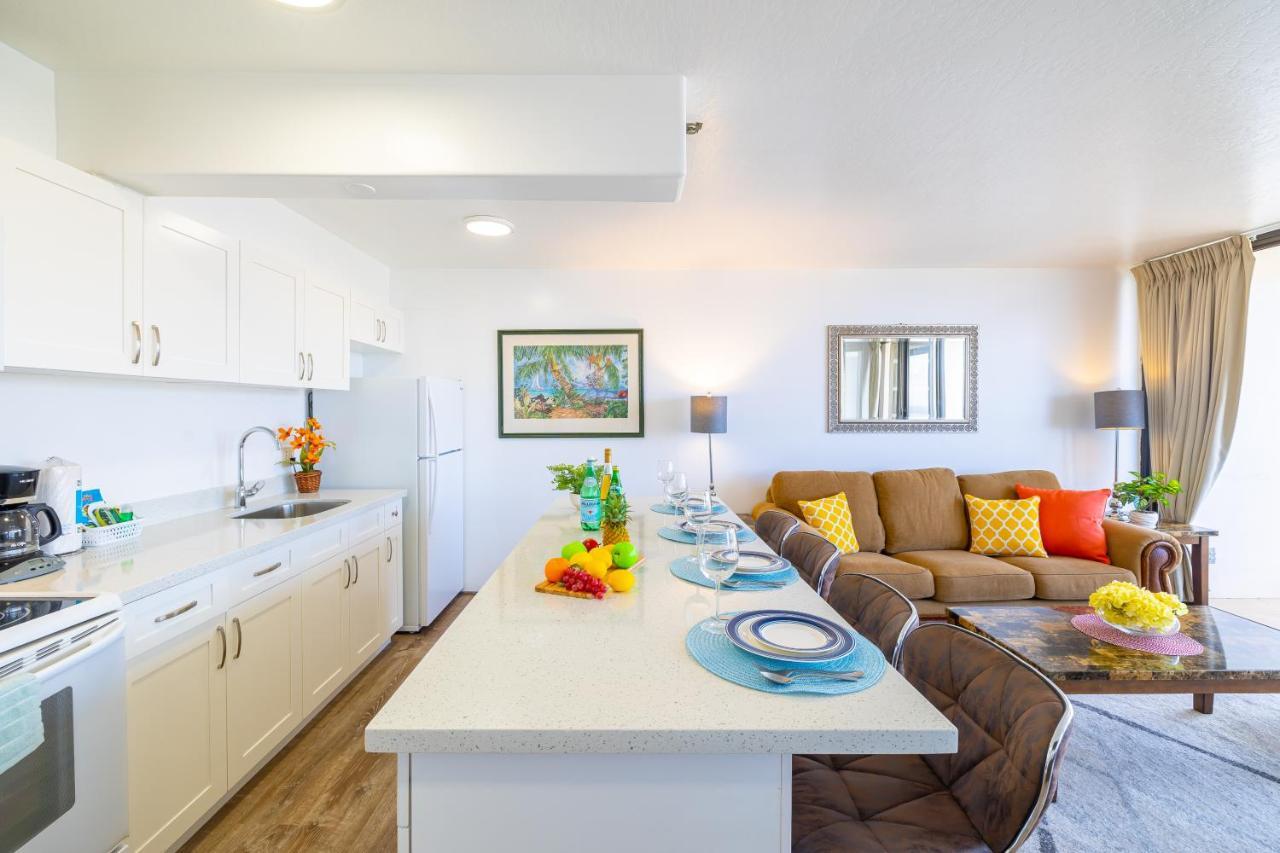 Appartamento Beautiful Ocean And Diamond Head Views With Parking Honolulu Esterno foto