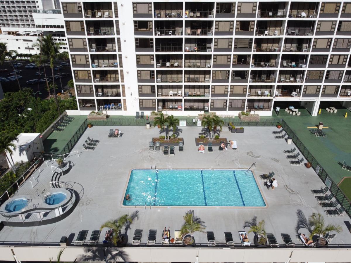 Appartamento Beautiful Ocean And Diamond Head Views With Parking Honolulu Esterno foto