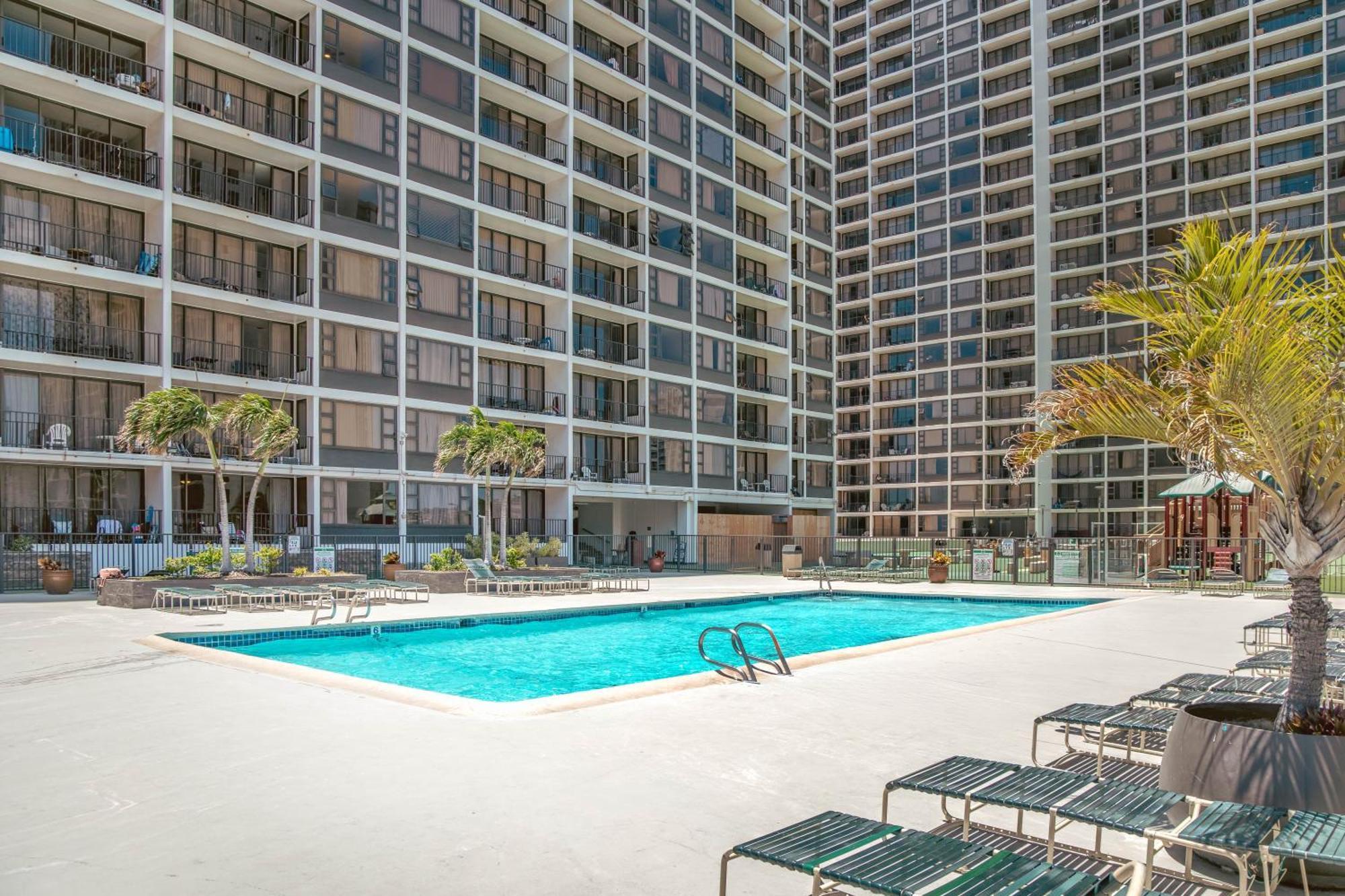 Appartamento Beautiful Ocean And Diamond Head Views With Parking Honolulu Esterno foto