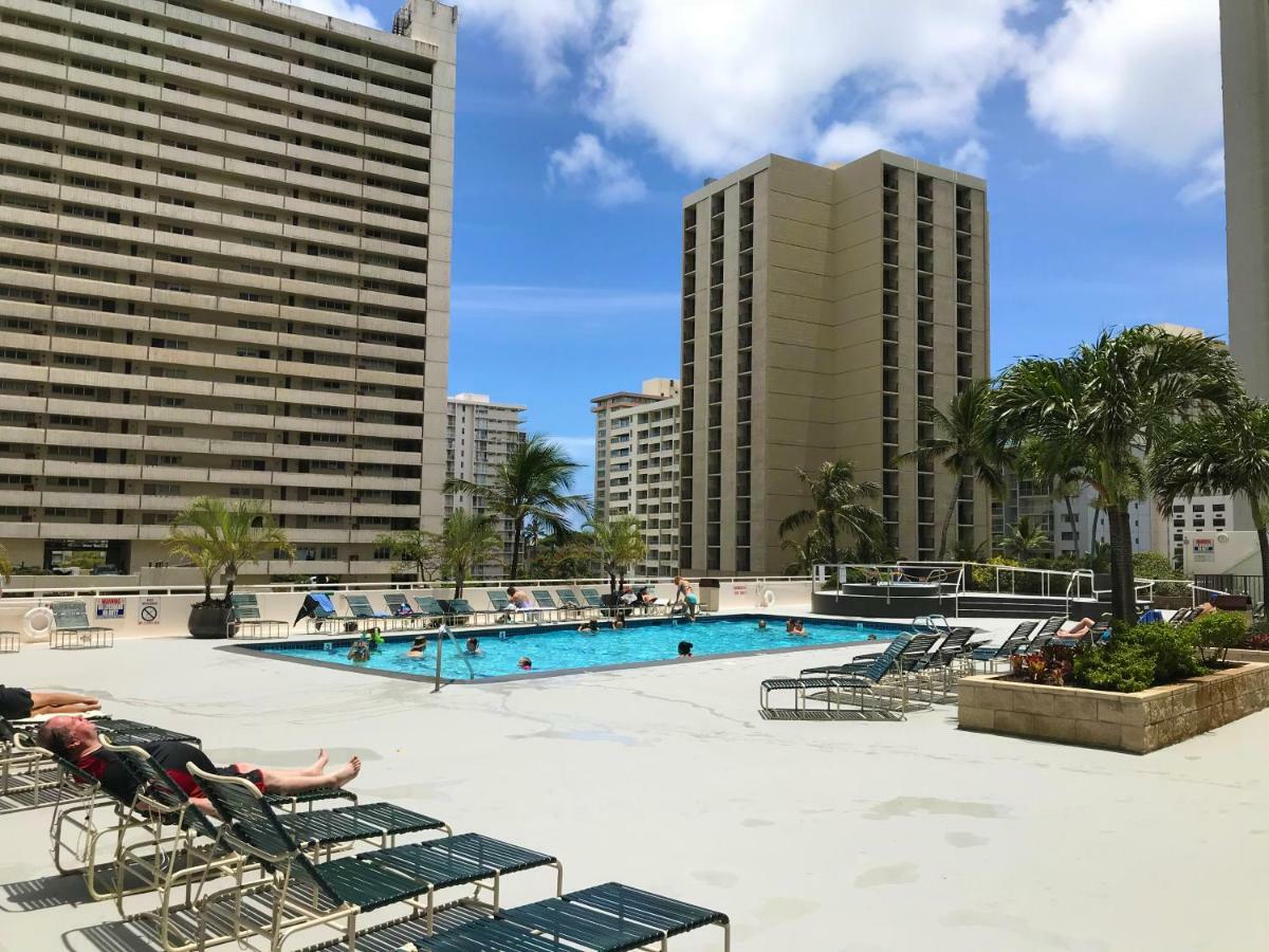 Appartamento Beautiful Ocean And Diamond Head Views With Parking Honolulu Esterno foto